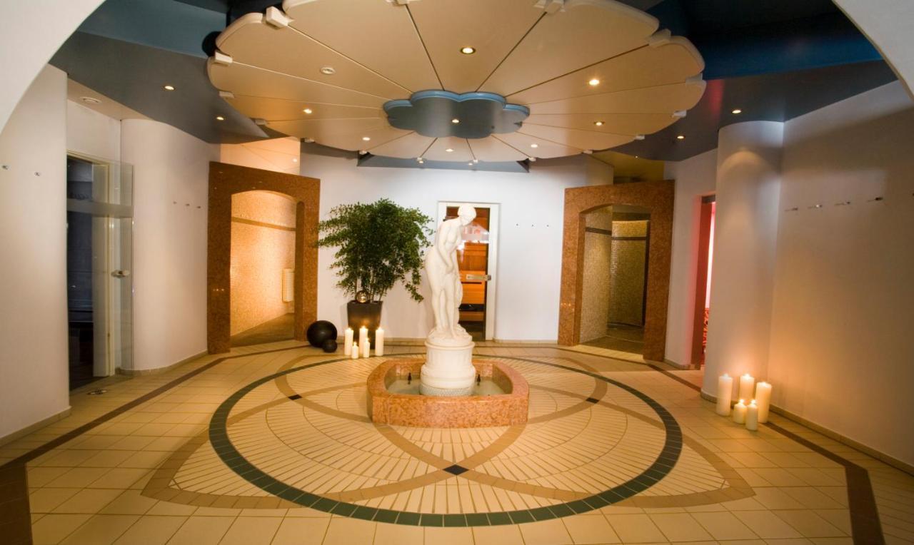 Aparthotel Hochland Gmbh Nauders Exteriör bild
