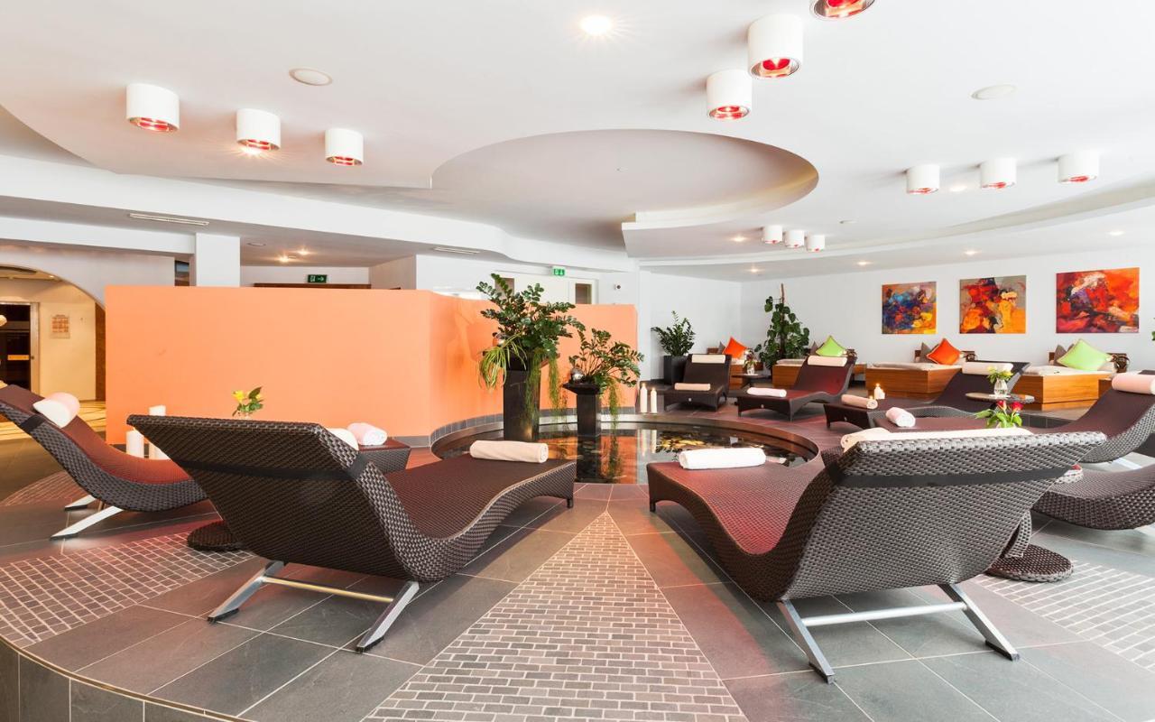 Aparthotel Hochland Gmbh Nauders Exteriör bild
