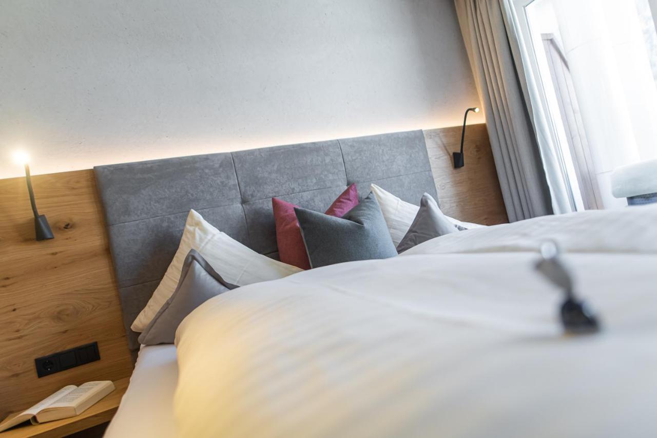Aparthotel Hochland Gmbh Nauders Exteriör bild