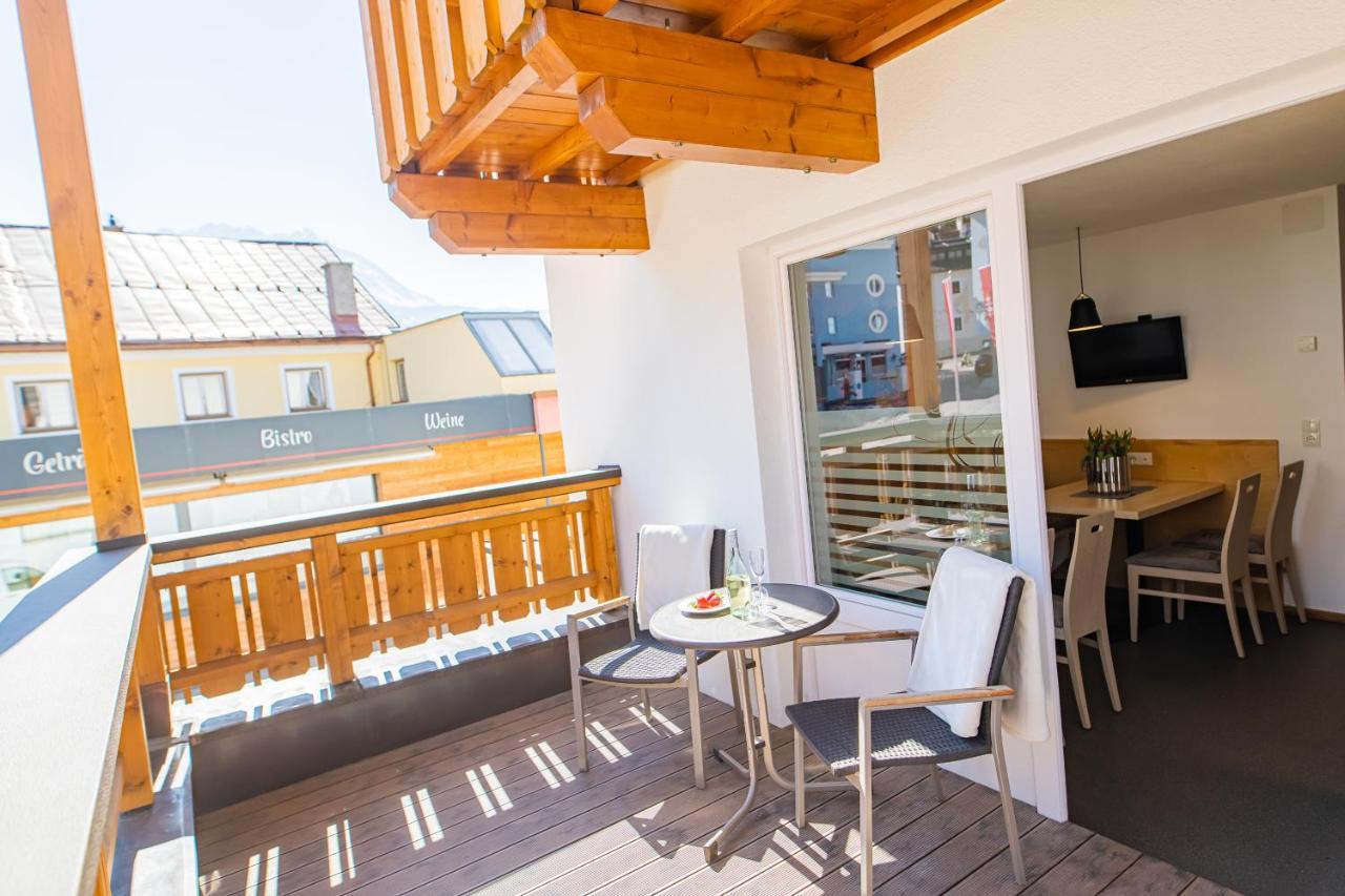 Aparthotel Hochland Gmbh Nauders Exteriör bild