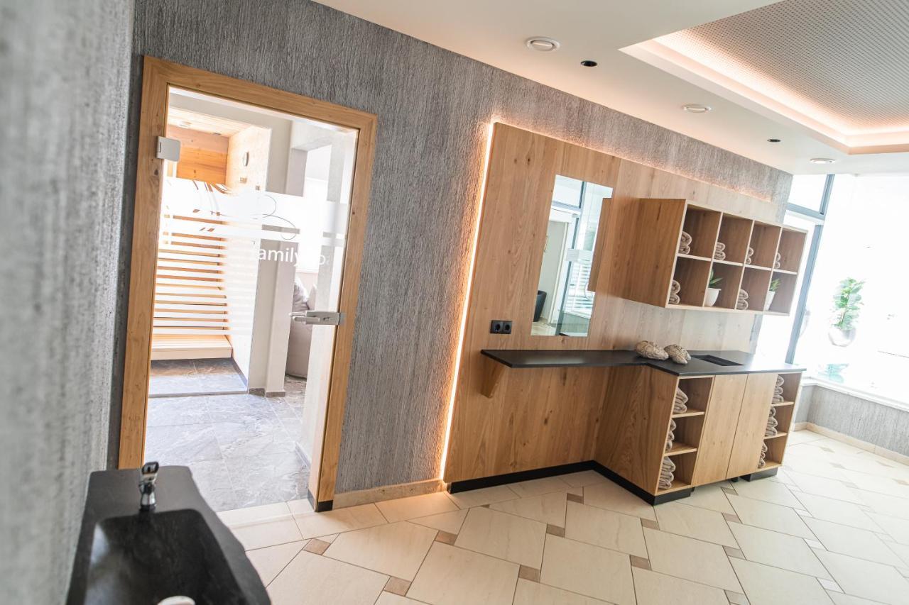 Aparthotel Hochland Gmbh Nauders Exteriör bild