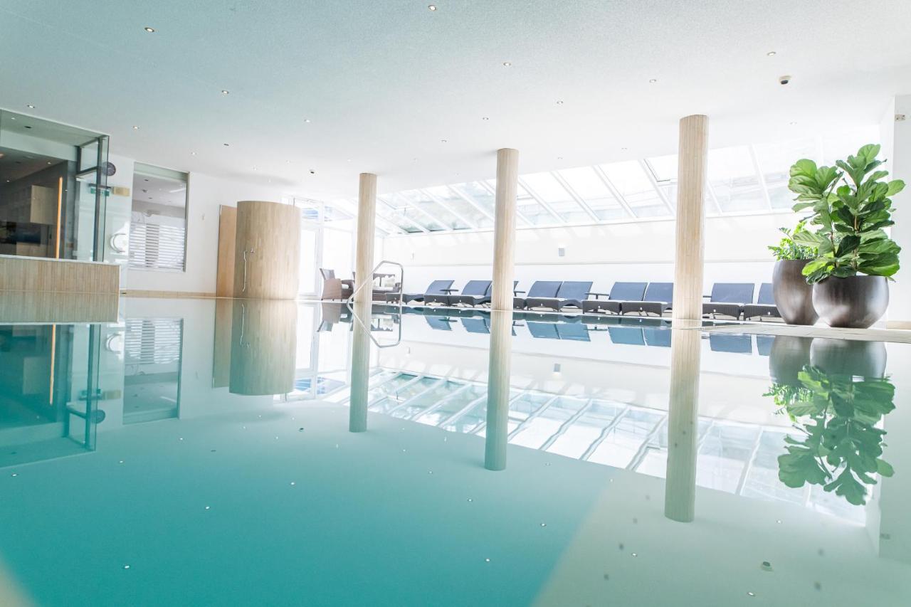 Aparthotel Hochland Gmbh Nauders Exteriör bild